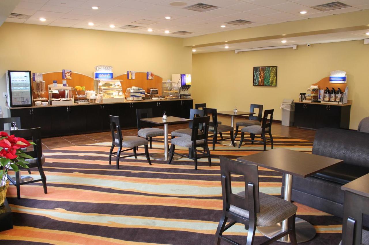 Holiday Inn Express Princeton Southeast By Ihg Plainsboro Eksteriør bilde