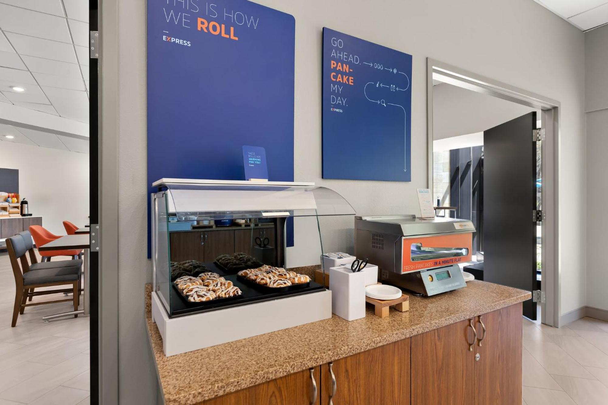 Holiday Inn Express Princeton Southeast By Ihg Plainsboro Eksteriør bilde