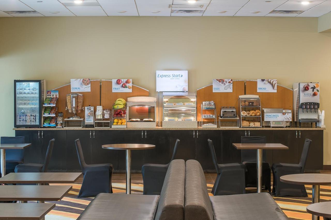 Holiday Inn Express Princeton Southeast By Ihg Plainsboro Eksteriør bilde