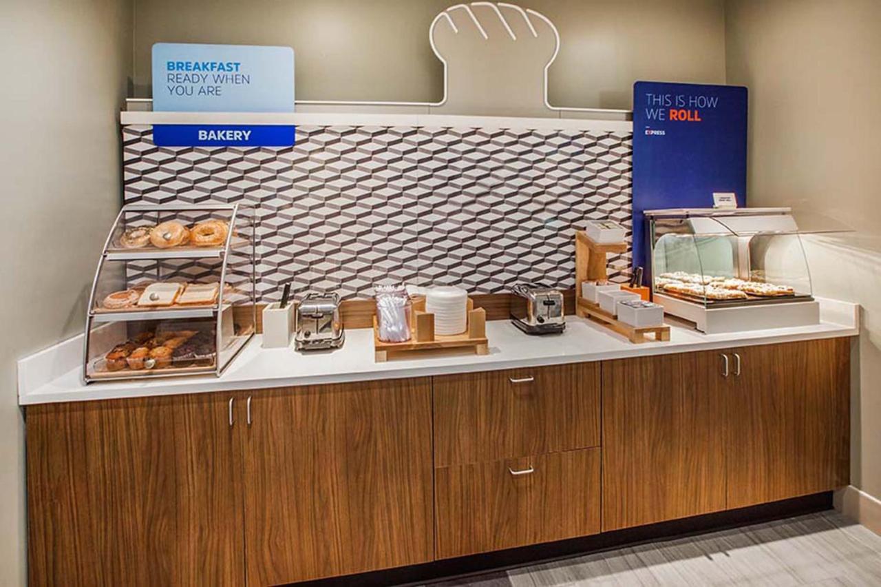 Holiday Inn Express Princeton Southeast By Ihg Plainsboro Eksteriør bilde