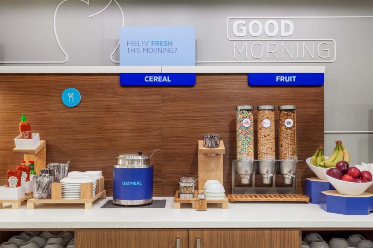 Holiday Inn Express Princeton Southeast By Ihg Plainsboro Eksteriør bilde